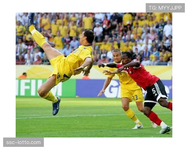 蒙扎2-2战平莱切，补时阶段连入两球戏剧性收场